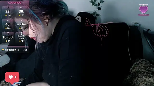 Snapshot of Psychobitch7 chatting on November 1, 10:03 pm Psychobitch7 online show from November 1, 10:03 pm