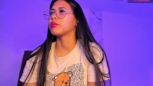 alysson 18 online show from November 18, 3:35 pm