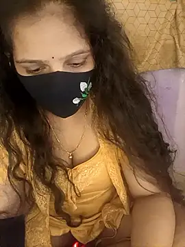 Rising Smiler online show from January 6, 6:00 pm