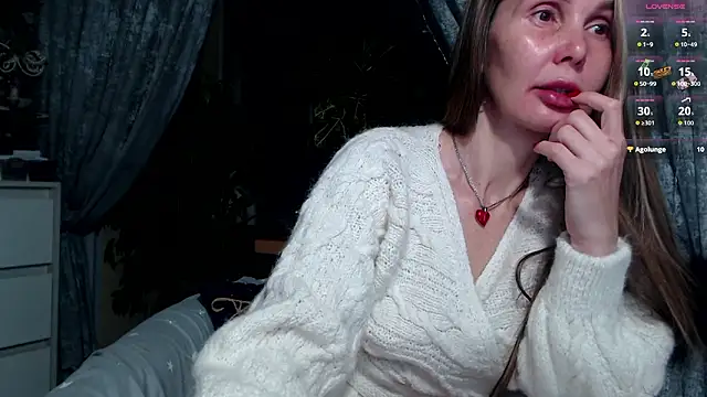 Aurora108 online show from February 3, 9:07 pm