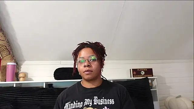 -khayaparker online show from February 16, 5:02 pm