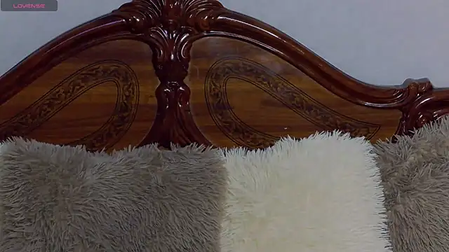 NicolePlay online show from February 23, 6:25 am