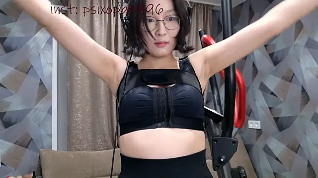 Ainekoo online show from November 2, 1:20 am