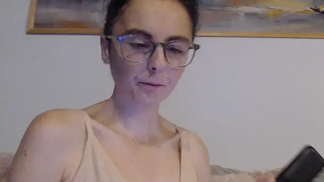 Snapshot of cleophee chatting on October 13, 5:54 am cleophee online show from October 13, 5:54 am