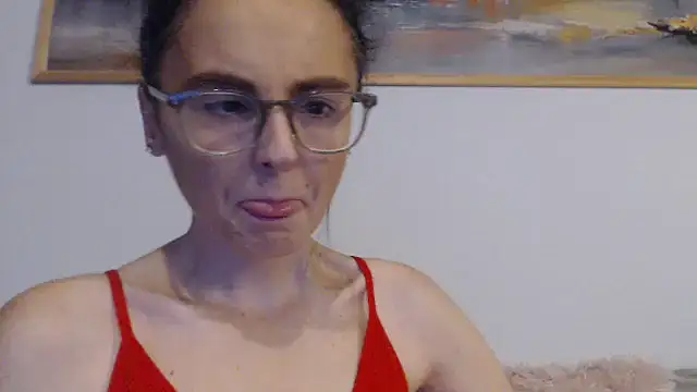 Snapshot of cleophee chatting on October 22, 5:45 am cleophee online show from October 22, 5:45 am