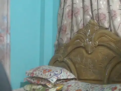 NancyRuvi online show from September 27, 3:52 pm