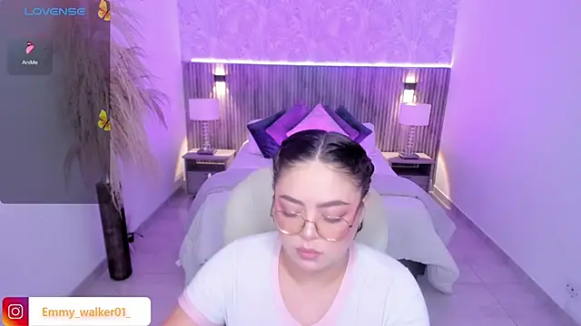 emmy walker online show from October 6, 11:05 am