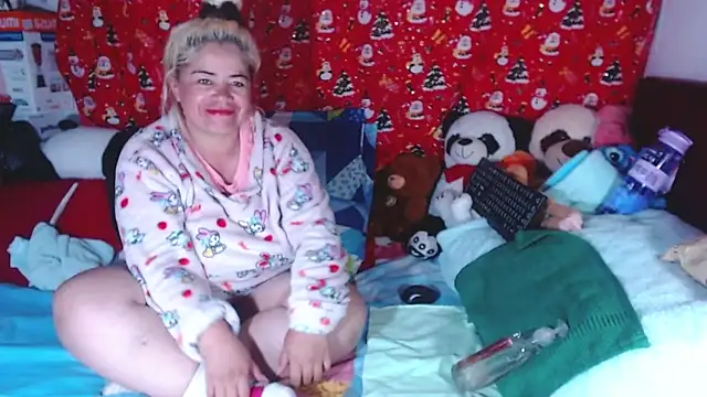 estrellita fugaz16x online show from April 5, 2:16 pm