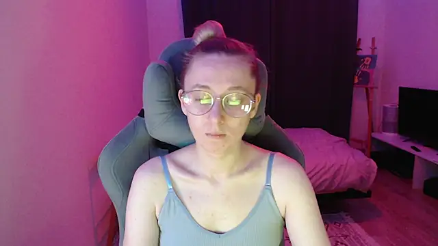 Snapshot of AnabelFrel chatting on October 26, 12:39 am AnabelFrel online show from October 26, 12:39 am