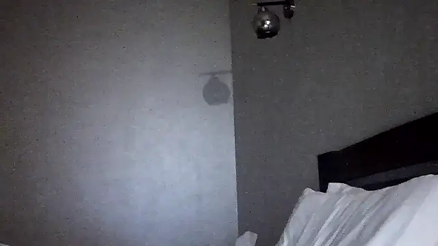 JulianaGold1 online show from October 8, 10:36 pm