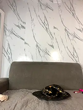 Snapshot of angelGgold chatting on October 29, 12:53 pm angelGgold online show from October 29, 12:53 pm