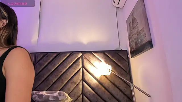 Vivi prinncess online show from January 18, 11:45 pm