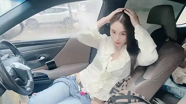 orla2021 online show from November 9, 12:38 am