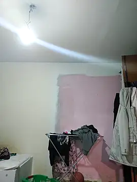 Snapshot of JoleNe2702 chatting on October 11, 4:06 am JoleNe2702 online show from October 11, 4:06 am