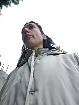 Snapshot of JoleNe2702 chatting on September 28, 5:36 am JoleNe2702 online show from September 28, 5:36 am