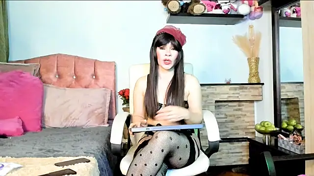 Snapshot of Carla_expit chatting on October 31, 12:56 am Carla expit online show from October 31, 12:56 am