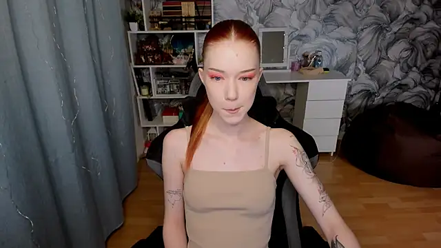 litl Mia online show from September 27, 4:36 pm