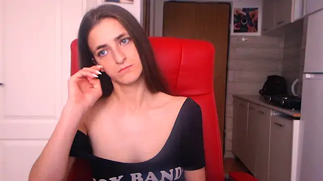 Snapshot of simyhvn chatting on September 24, 7:18 am simyhvn online show from September 24, 7:18 am