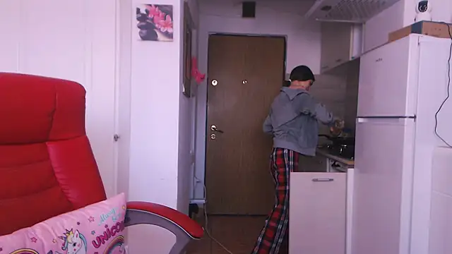 simyhvn online show from January 16, 10:33 am