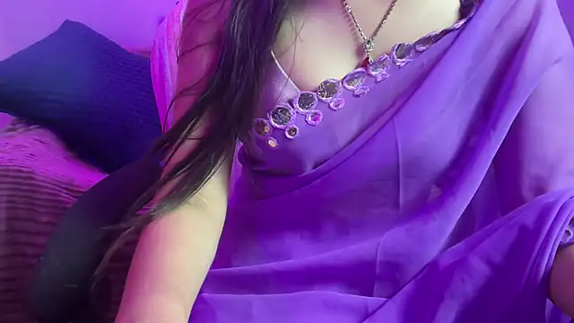 Queen Angelena online show from December 20, 7:07 pm