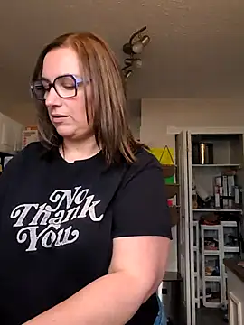 Snapshot of Canadian_BBW chatting on October 29, 10:34 pm Canadian BBW online show from October 29, 10:34 pm