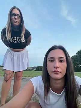 joanaelaa online show from July 28, 7:39 pm