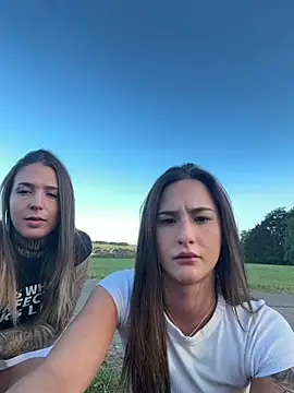 joanaelaa online show from July 28, 6:20 pm