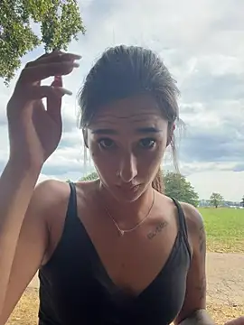 joanaelaa online show from July 13, 3:46 pm
