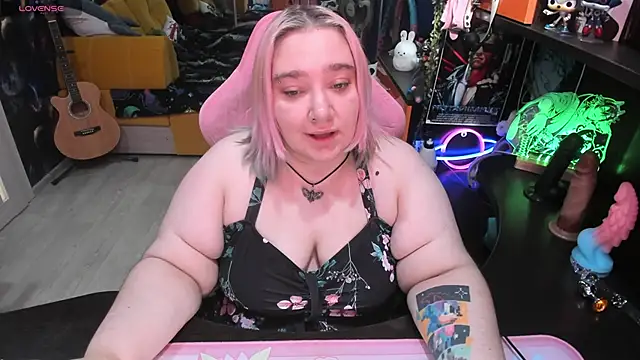 Softie Sofy online show from September 17, 3:15 am