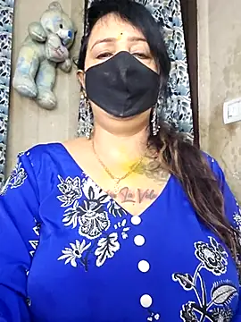 cute-tanvi online show from April 4, 1:26 am