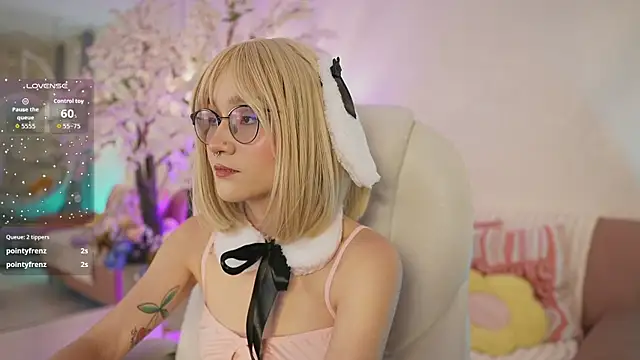 DalahiaRush online show from September 8, 7:02 pm