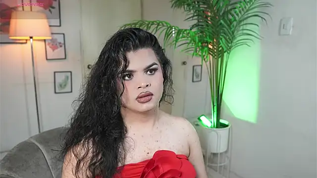 artechloe online show from October 21, 11:20 pm