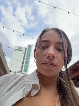 Hall 16 online show from April 8, 8:55 pm