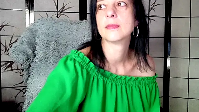  Sweetlonglips  online show from November 3, 5:11 am