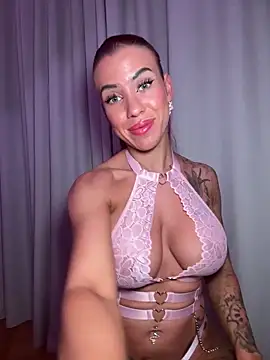 Snapshot of Just_Sophia_ chatting on October 22, 8:14 pm Just Sophia online show from October 22, 8:14 pm