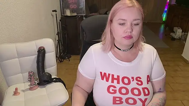 MargotGrey online show from April 17, 8:05 am