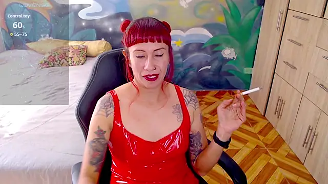 Eimy lorens online show from June 4, 7:29 pm