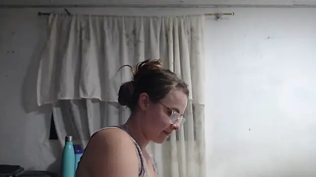 HellenMiyer1111 online show from September 30, 10:58 pm