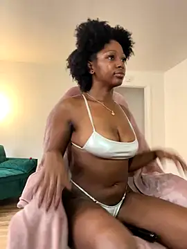 Snapshot of mochamimi chatting on October 29, 3:04 pm mochamimi online show from October 29, 3:04 pm