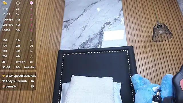 Snapshot of BIANCAROY1 chatting on October 28, 6:57 pm BIANCAROY1 online show from October 28, 6:57 pm