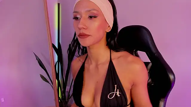 sussyprice online show from November 17, 5:57 pm