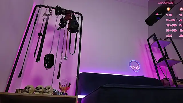 CyberXGoddess online show from April 19, 12:43 am