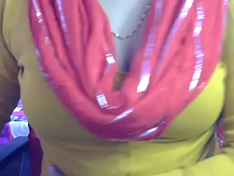 Snapshot of Your_wild_Dia chatting on December 2, 7:10 am Your wild Dia online show from December 2, 7:10 am