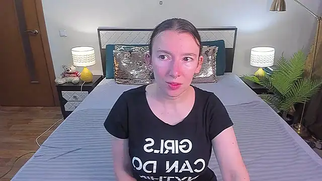 CatherineWalls online show from July 15, 3:44 am