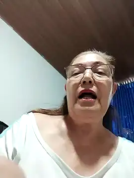 Snapshot of Vicky_Rosse chatting on October 14, 4:53 pm Vicky Rosse online show from October 14, 4:53 pm