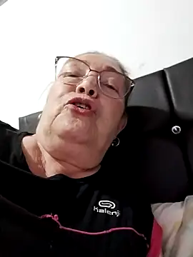 Snapshot of Vicky_Rosse chatting on September 29, 10:04 pm Vicky Rosse online show from September 29, 10:04 pm