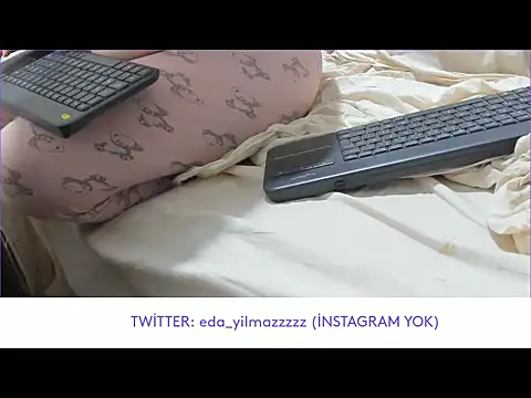 Snapshot of sexy_modelll chatting on September 30, 5:51 pm sexy modelll online show from September 30, 5:51 pm