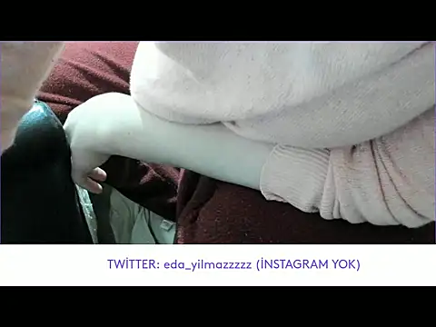 Snapshot of sexy_modelll chatting on October 11, 2:42 pm sexy modelll online show from October 11, 2:42 pm