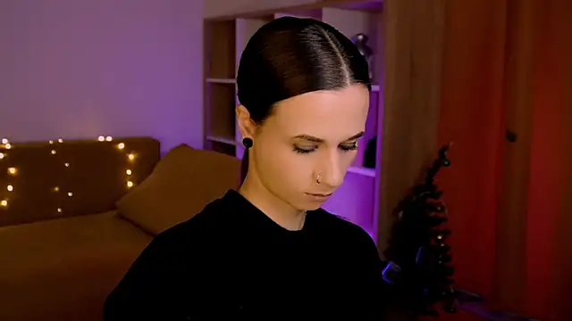 ItsAlisia online show from January 19, 6:42 am