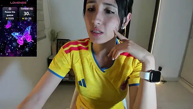  arianna hot22 online show from June 18, 1:40 am